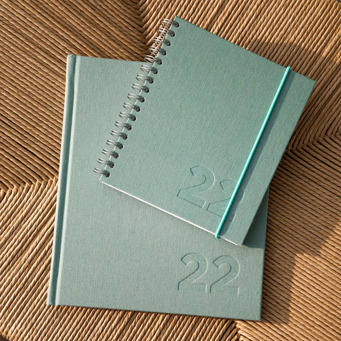 Bookbinders Design - 2022 Diary - Hardcover - Regular - Dusty Green 5 Bookbinders Design - 2022 Diary - Hardcover - Regular - Dusty Green