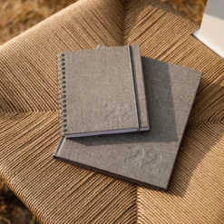 Diaries Bookbinders Design - 2022 Diary - Hardcover - Regular - Light Grey