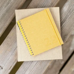 Bookbinders Design - 2022 Diary - Wire-O - Small - SkÂne Gold Diaries 7 Bookbinders Design - 2022 Diary - Wire-O - Small - SkÂne Gold Diaries