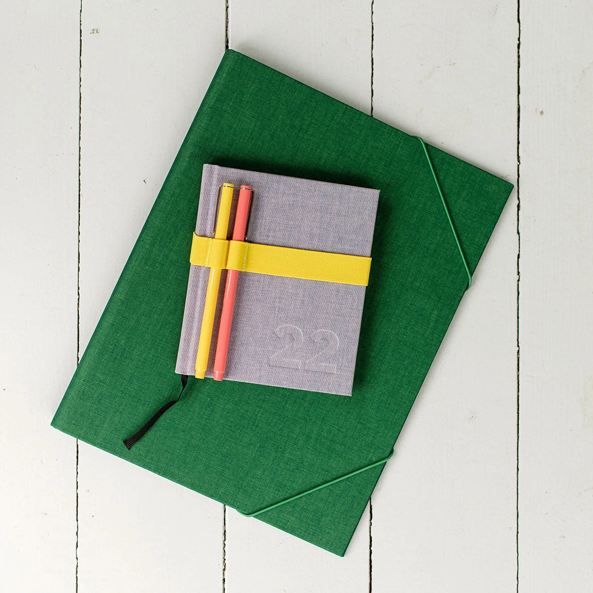 Bookbinders Design - 2022 Diary - Hardcover - Regular - Lilac Diaries 5 Bookbinders Design - 2022 Diary - Hardcover - Regular - Lilac Diaries