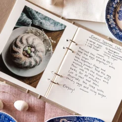 Ringbinders Bookbinders Design - Ringbinder - Regular - Rose Red