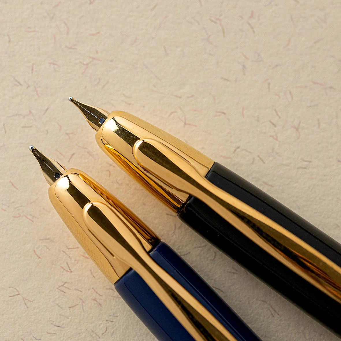 Pilot - Fountain Pen - Capless - Blue (Gold Trim) 4 Pilot - Fountain Pen - Capless - Blue (Gold Trim)