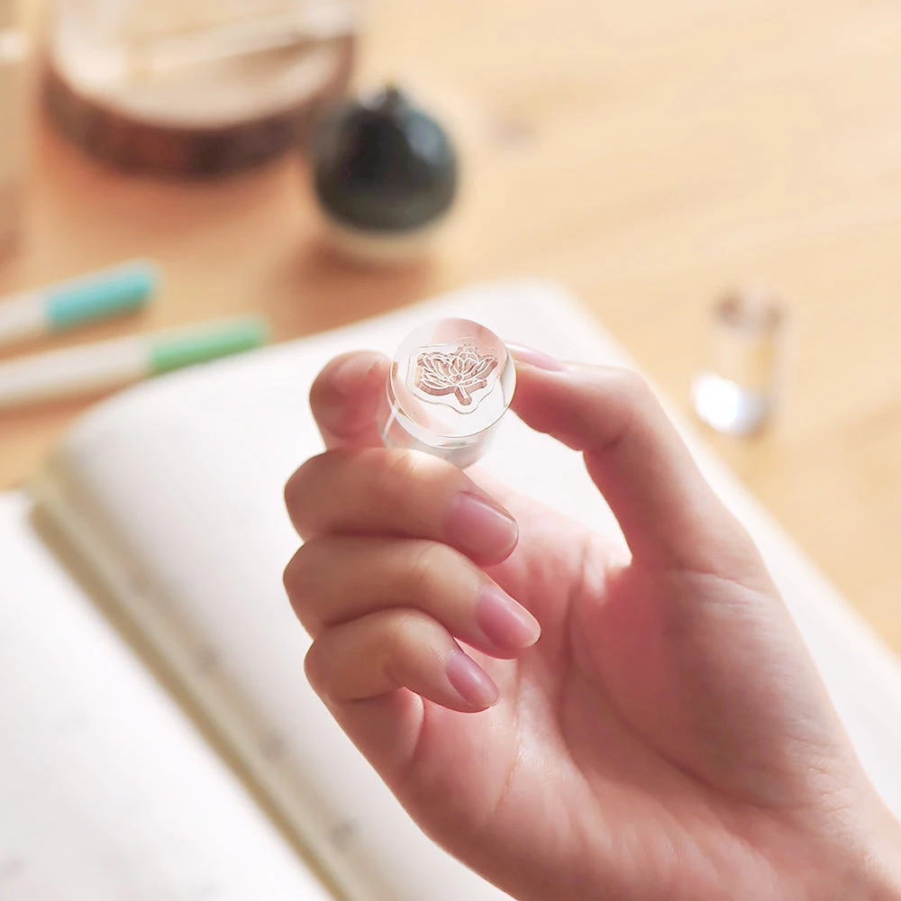 MU Lifestyle - Stamp - Acrylic Block - Round 5 MU Lifestyle - Stamp - Acrylic Block - Round