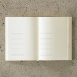 Midori - 2022 Diary - MD 1Day 1Page - A5 Diaries