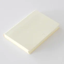 Midori - 2022 Diary - MD 1Day 1Page - A5 Diaries