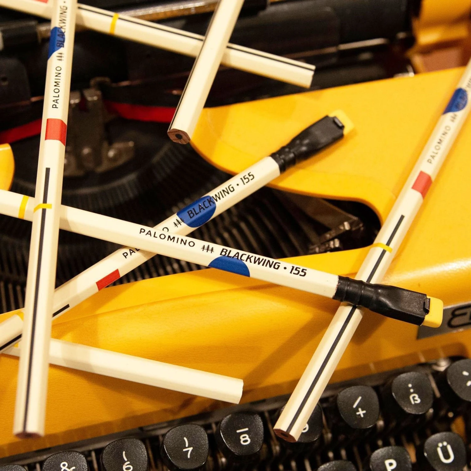 Palomino Blackwing - Pencil - Volume 155 - Pack Of 2 (Limited Edition) Wooden Pencils 4 Palomino Blackwing - Pencil - Volume 155 - Pack Of 2 (Limited Edition) Wooden Pencils