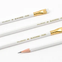 Palomino Blackwing - Pencil - Blackwing Pearl - Box Of 12 (New Packaging) Wooden Pencils 7 Palomino Blackwing - Pencil - Blackwing Pearl - Box Of 12 (New Packaging) Wooden Pencils