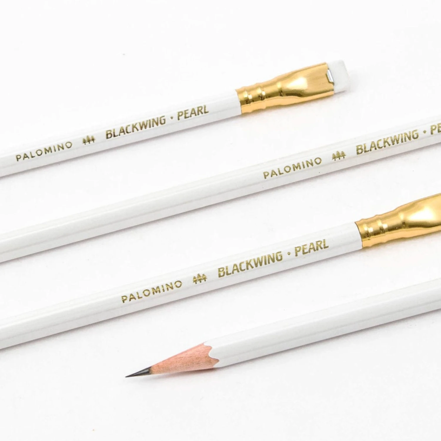 Palomino Blackwing - Pencil - Blackwing Pearl - Box Of 12 (New Packaging) Wooden Pencils 5 Palomino Blackwing - Pencil - Blackwing Pearl - Box Of 12 (New Packaging) Wooden Pencils