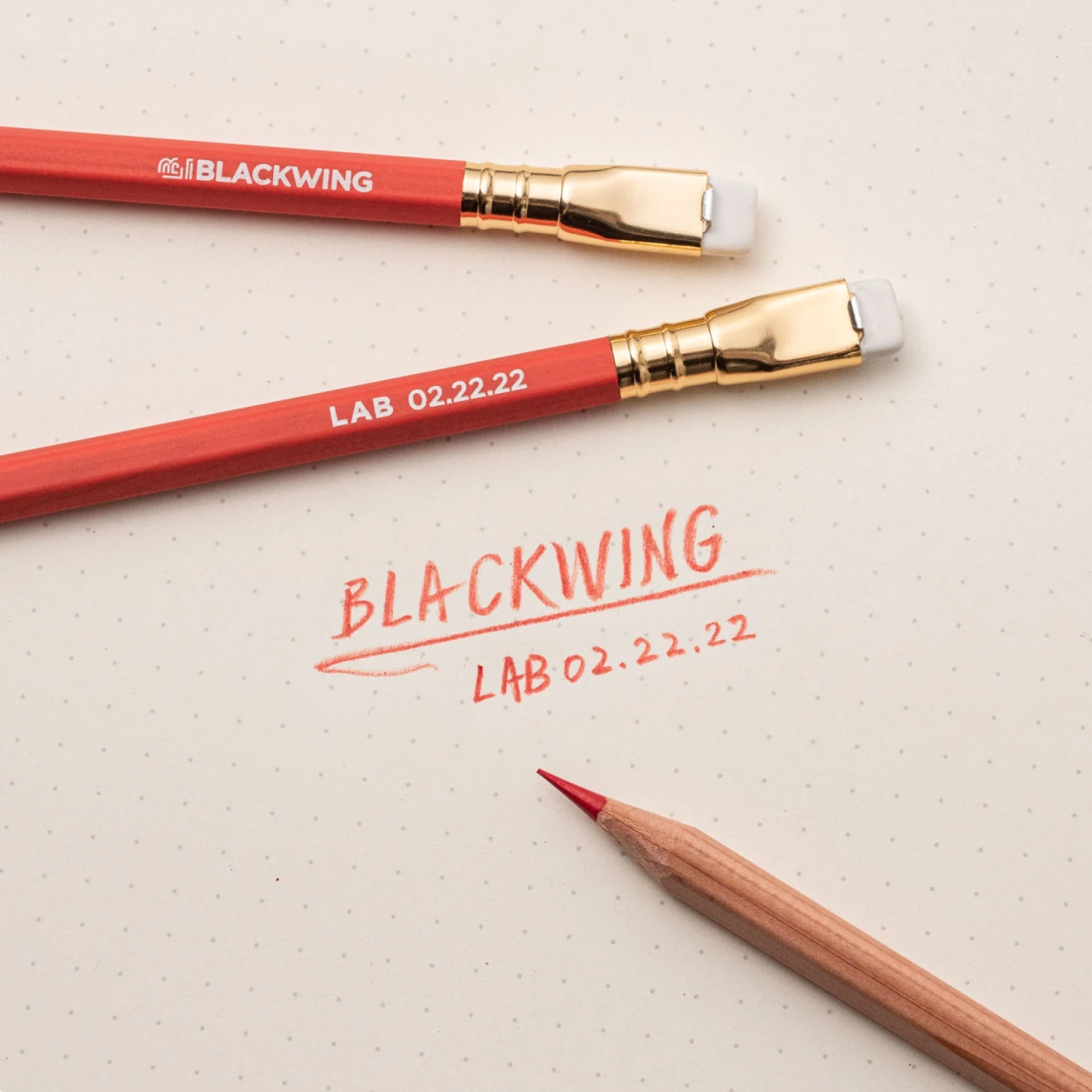 Palomino Blackwing - Pencil - Lab 02.22.22 - Box Of 12 (Limited Edition) 4 Palomino Blackwing - Pencil - Lab 02.22.22 - Box Of 12 (Limited Edition)