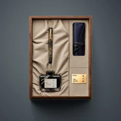 Fountain Pens Pilot - Fountain Pen Maki-e - Seven Gods - Bishamon-ten (100th Anniversary Limited Edition) 10 Fountain Pens Pilot - Fountain Pen Maki-e - Seven Gods - Bishamon-ten (100th Anniversary Limited Edition)