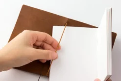 Notebooks Traveler's Company - Traveler's Notebook - Passport - Camel